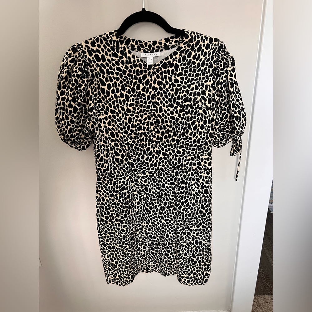 Giraffe print Top Shop dress. Size 4